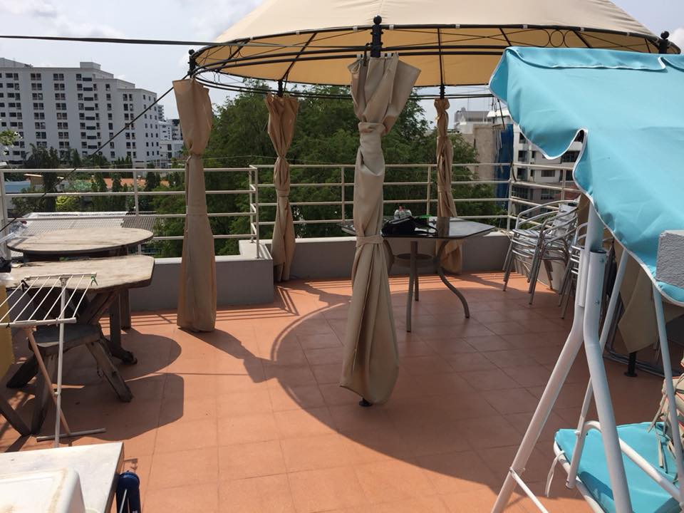 28168287_1697069563687194_4081047103015378085_n.jpg - ผลงานติดตั้งหญ้าเทียมจัดสวน ตกแต่งดาดฟ้า ซอยเอกมัย12 | https://landoncorp.com